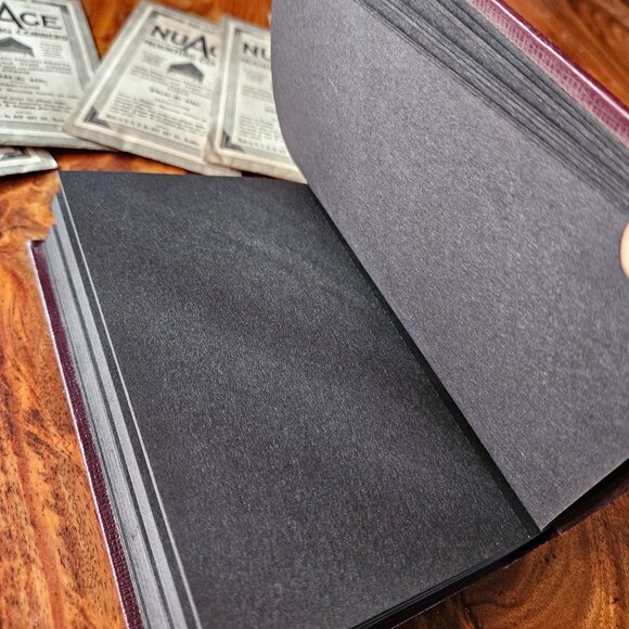 Vintage 40s 50s Black Mounting Corners NuAce 600 and Unused Snapshot Album - Picture 4 of 4